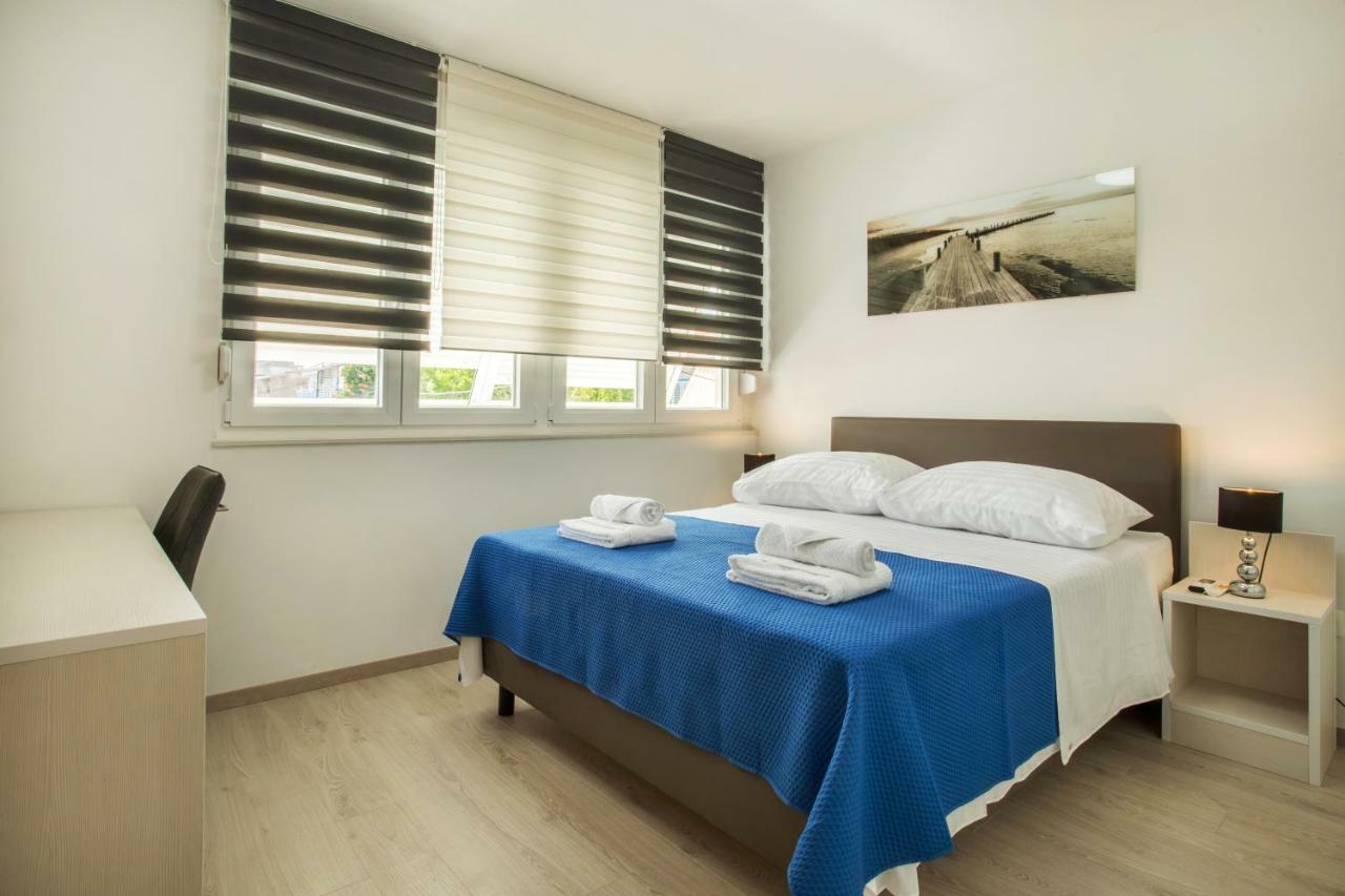 Ac Apartment With 2 Bedrooms And 2 Bathrooms-Free Private Parking สปลิท ภายนอก รูปภาพ
